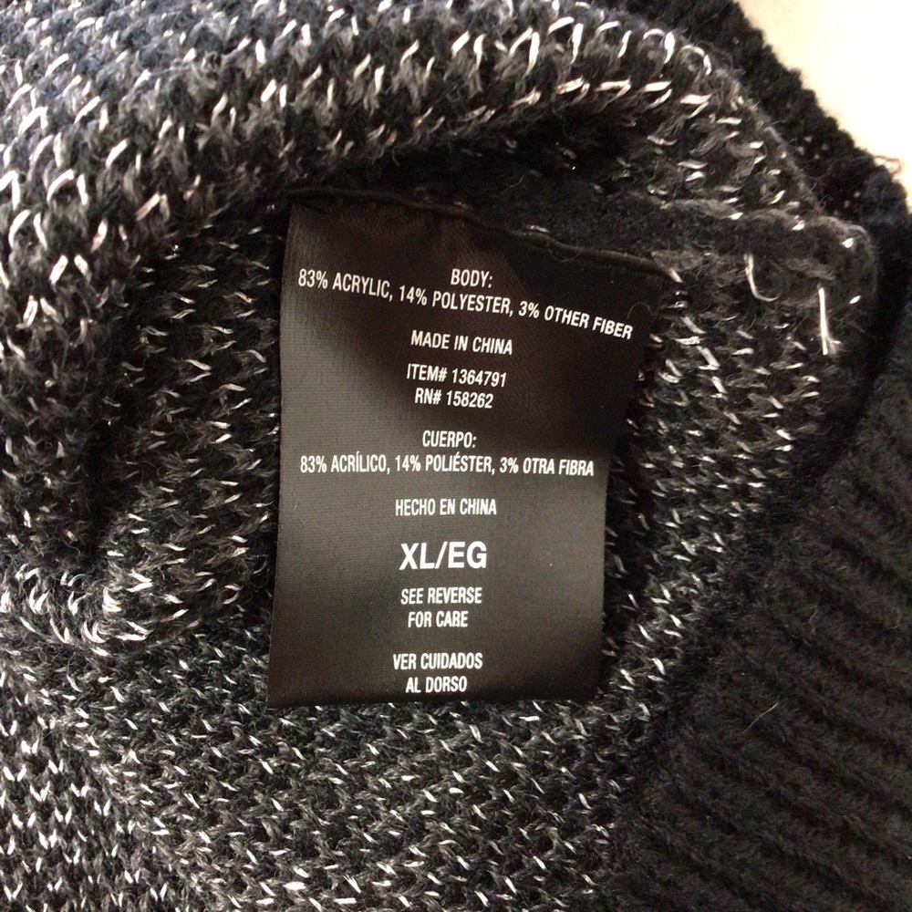 Kendall & Kylie black “spotted “ sweater - Picture 4 of 8